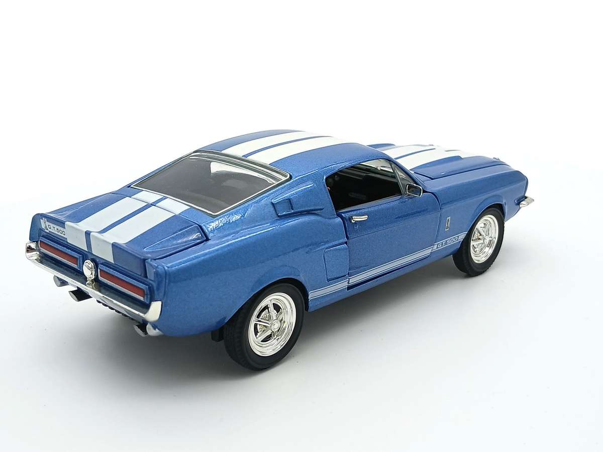 JADA Toys 1967 Ford Shelby GT 500 1/32