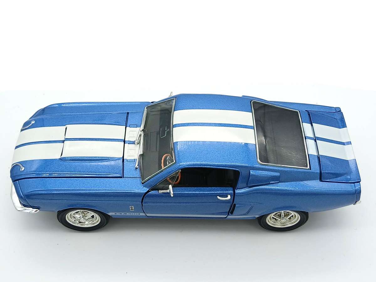 JADA Toys 1967 Ford Shelby GT 500 1/32