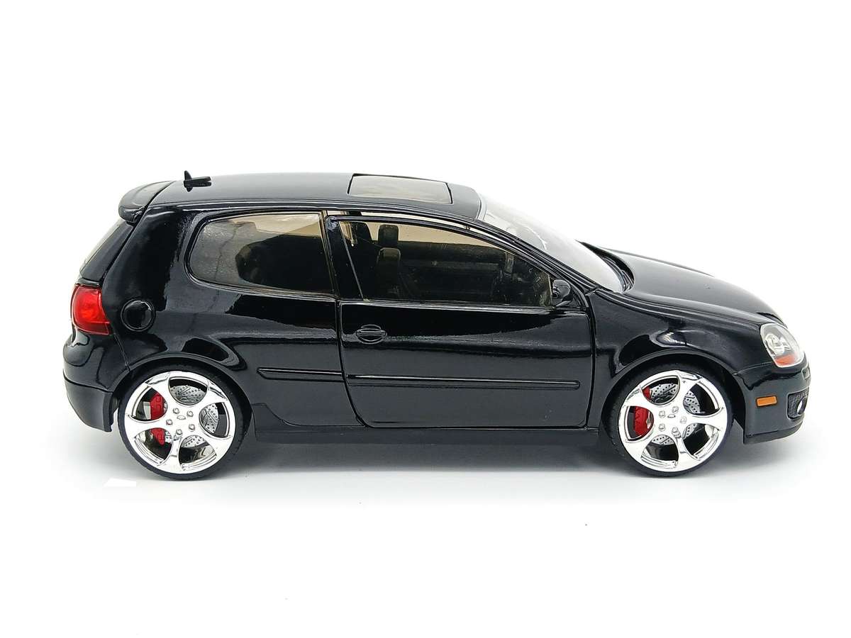 Jada Bigtime Customs VW Volkswagen Golf MK5 GTi 1/24