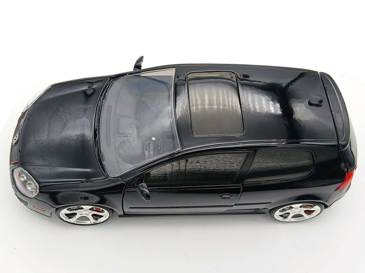 Jada Bigtime Customs VW Volkswagen Golf MK5 GTi 1/24