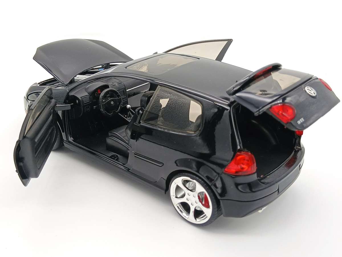 Jada Bigtime Customs VW Volkswagen Golf MK5 GTi 1/24