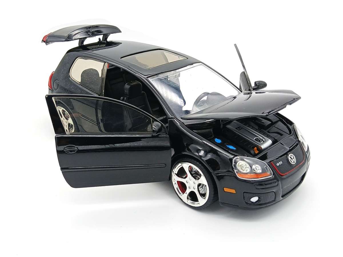 Jada Bigtime Customs VW Volkswagen Golf MK5 GTi 1/24