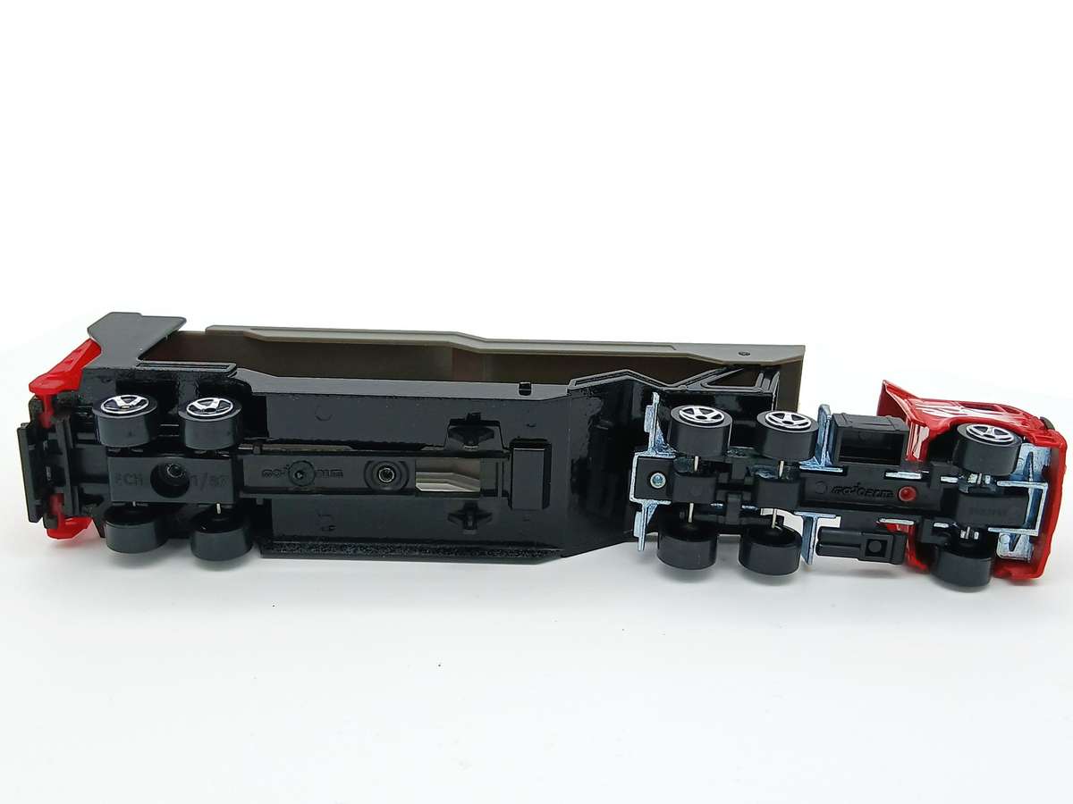 Majorette Mercedes Car Transporter