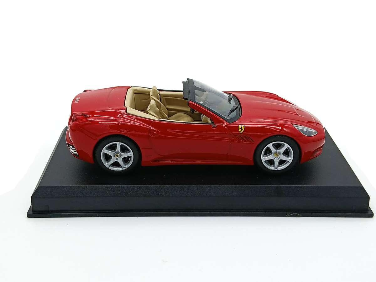 Ferrari California 1/43
