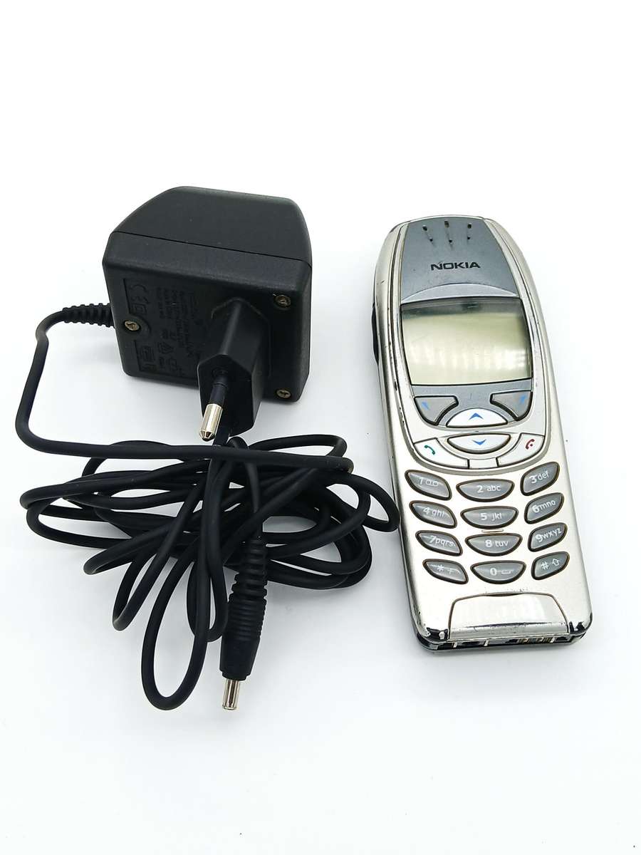 Vintage Nokia 6310i Cell phone 2000s and car handsfree cradle