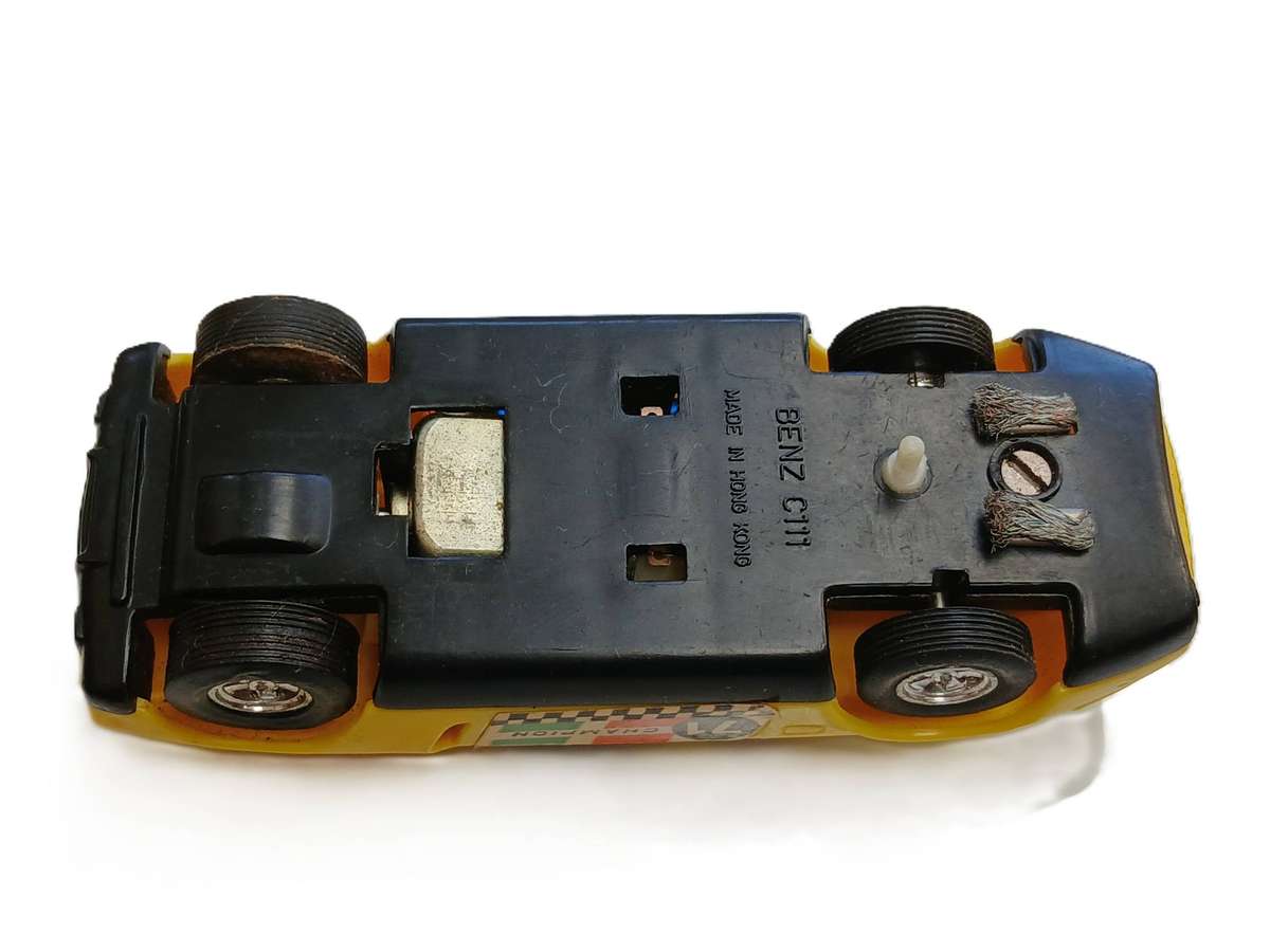 Vintage Slot car track parts Speedtrax and Lincoln International 1979