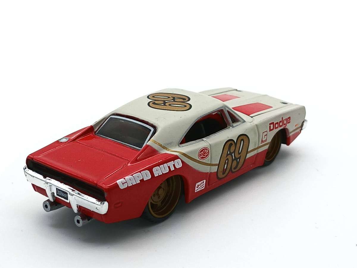 Maisto All Stars 1969 Dodge Charger R/T 1/64
