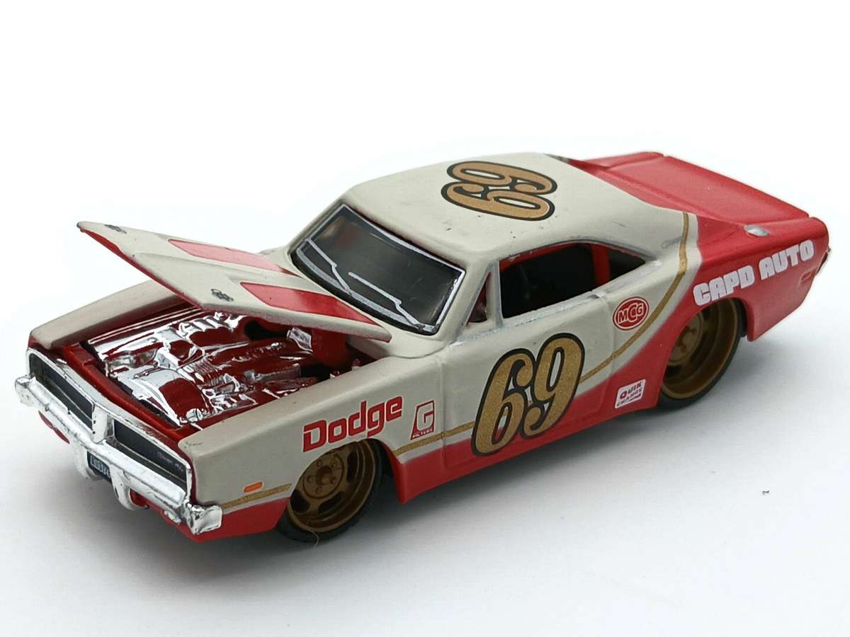 Maisto All Stars 1969 Dodge Charger R/T 1/64