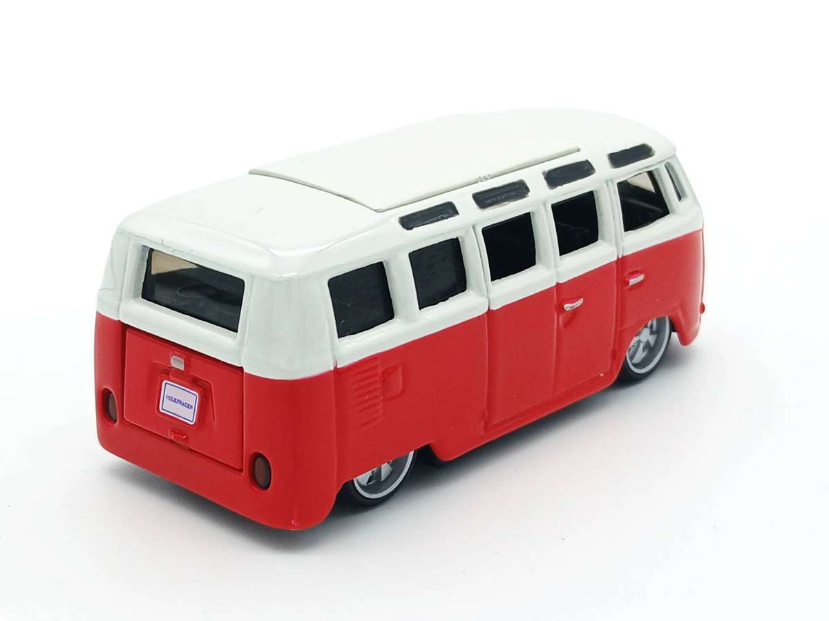 Bburago Volkswagen VW Samba Van 1/64