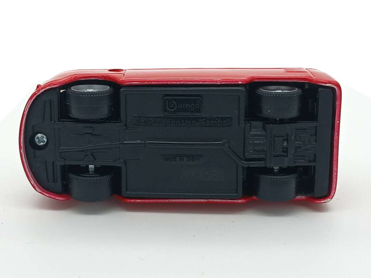 Bburago Volkswagen VW Samba Van 1/64