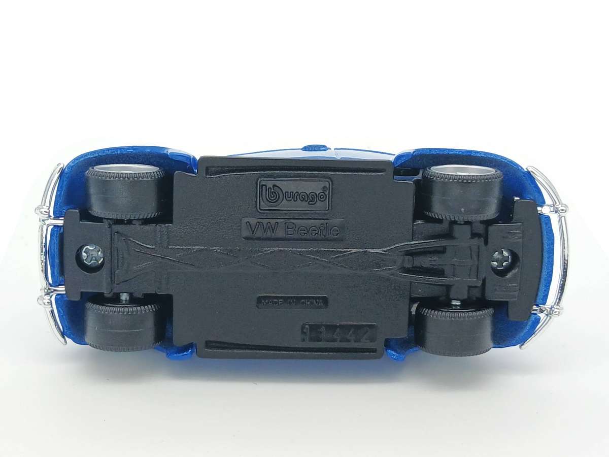 Bburago Volkswagen VW Beetle 1/64