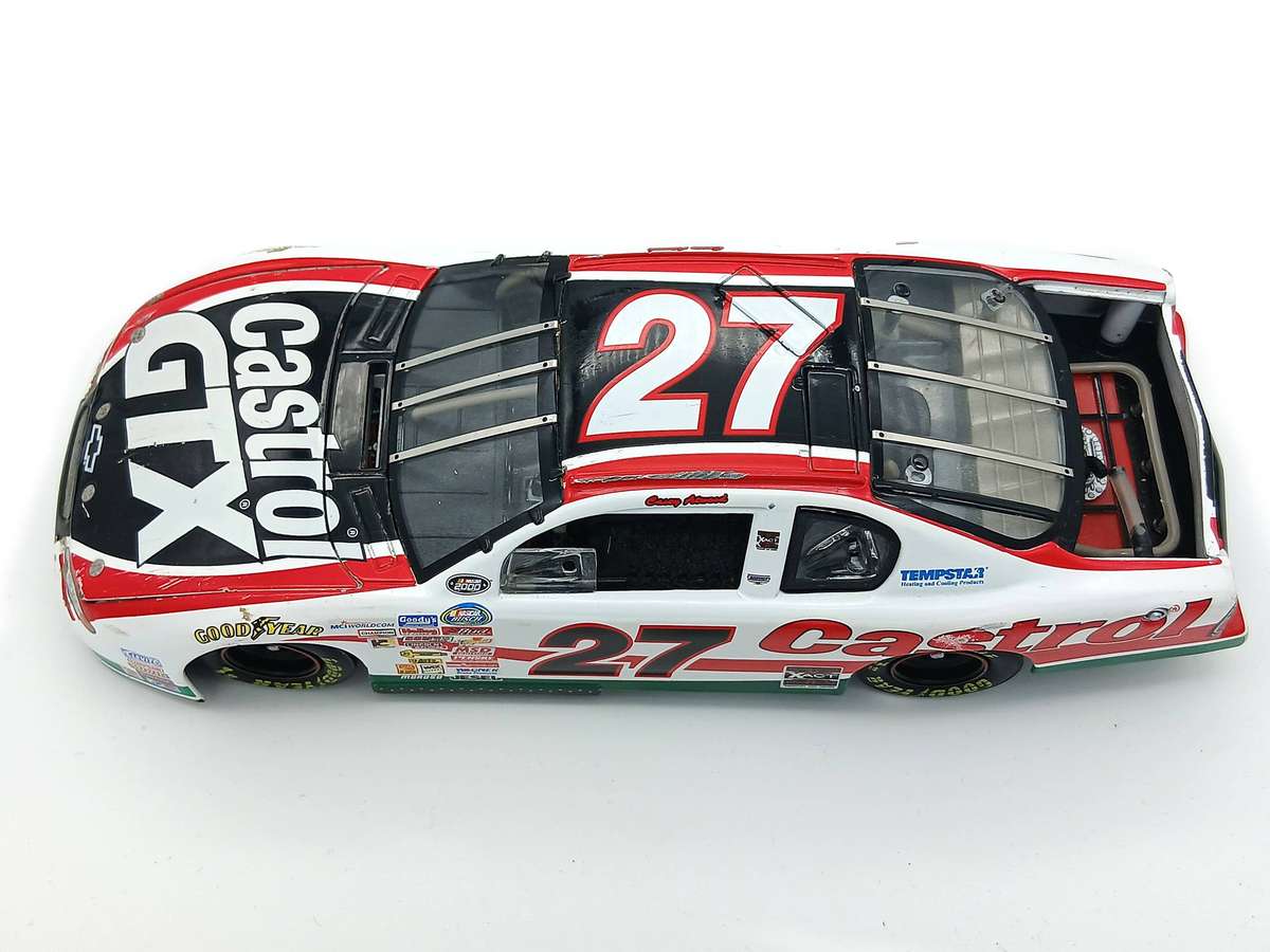 Action Chevrolet Monte Carlo #27 Nascar Busch Series 1999 Casey Atwood 1/18 (for restoration)