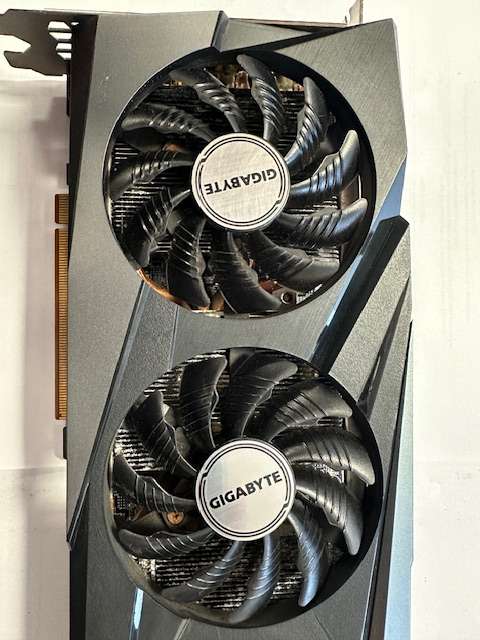Gigabyte Radeon RX 6700 XT GAMING OC 12G Graphics Card