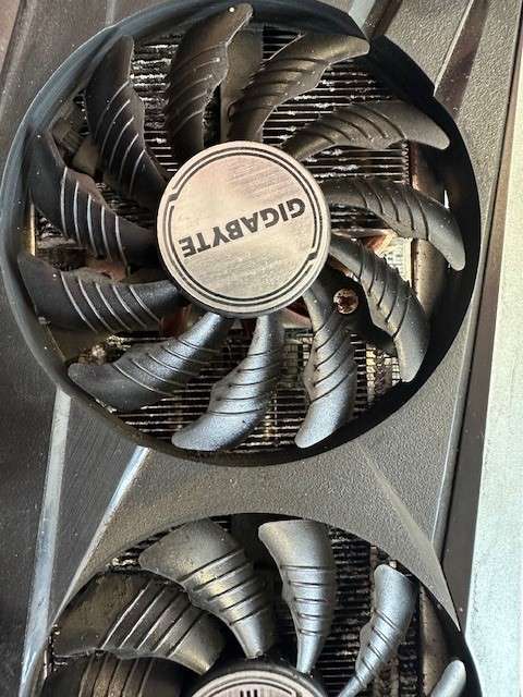 Gigabyte Radeon RX 6700 XT GAMING OC 12G Graphics Card