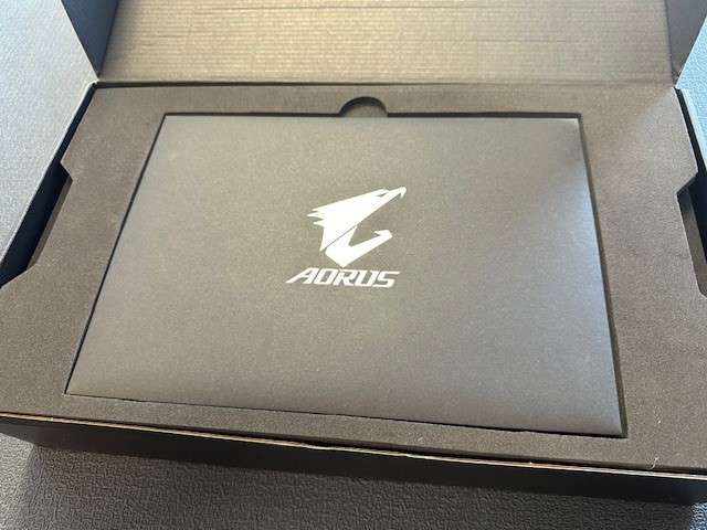AORUS Radeon RX 6700 XT ELITE 12G Graphics Card