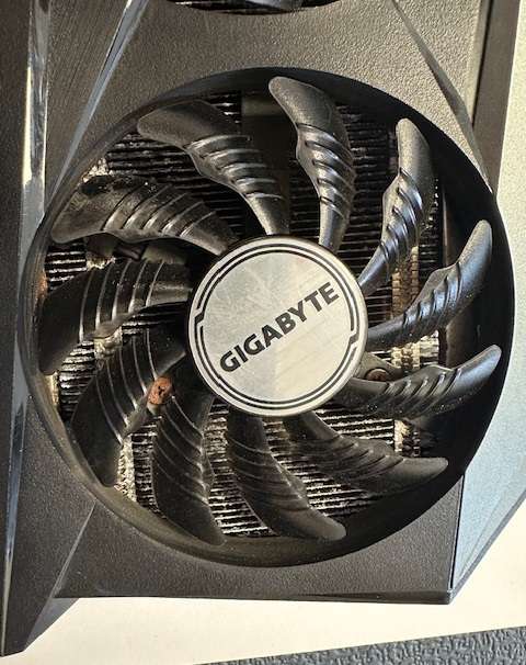 Gigabyte Radeon RX 6700 XT GAMING OC 12G Graphics Card