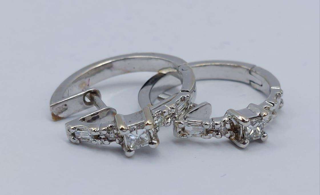 18 ct White gold Diamond earrings