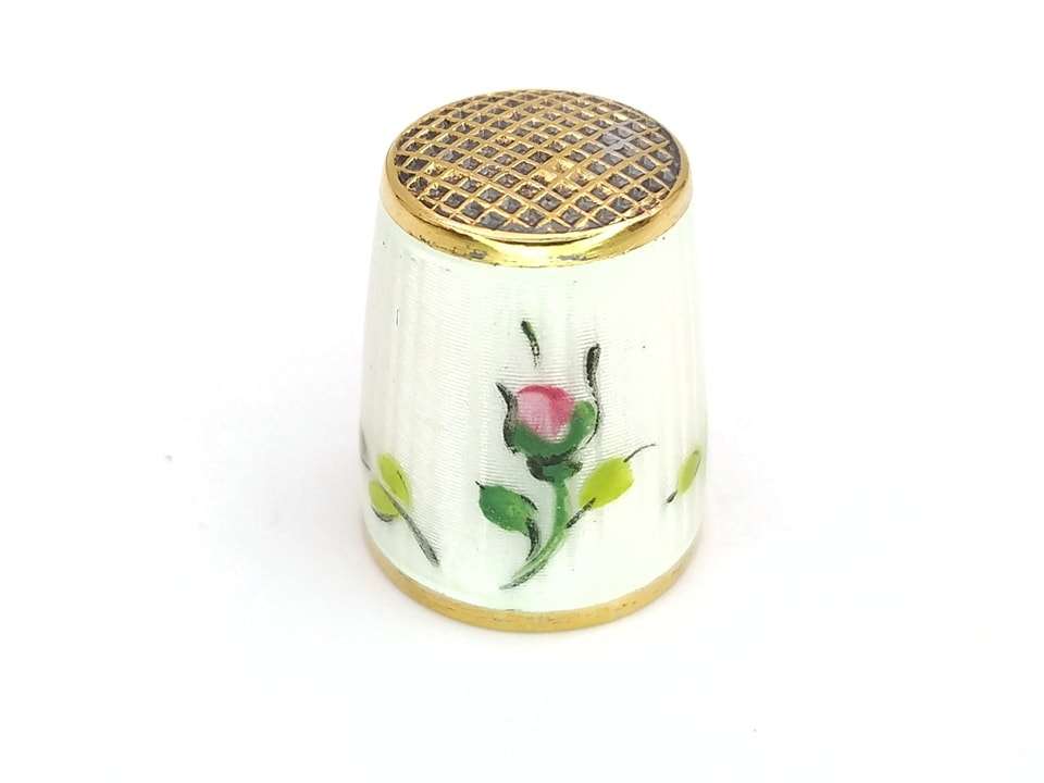 Sterling silver hand painted enamel thimble by David-Andersen, Norway