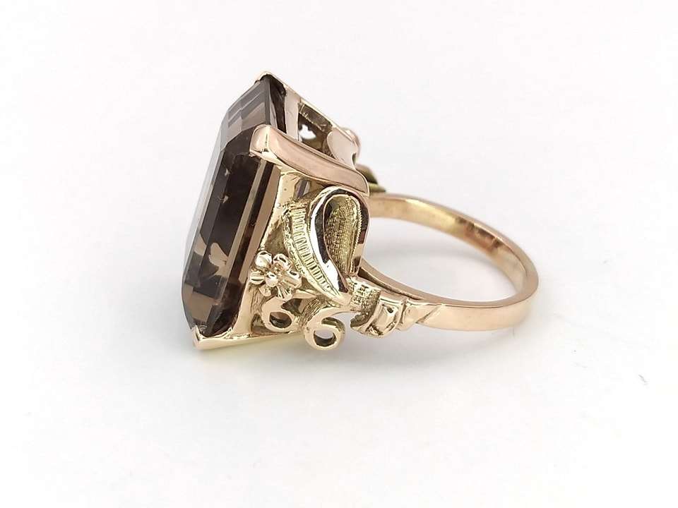 Magnificent 1970s rose gold & smoky topaz dress ring
