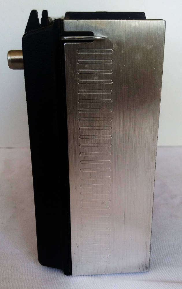 Vintage National Panasonic GX 833 portable transistor radio (1970's)