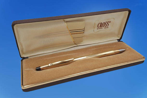 Vintage 1/20 10kt rolled gold Cross ballpoint point in Brown Hard case- ink is dry