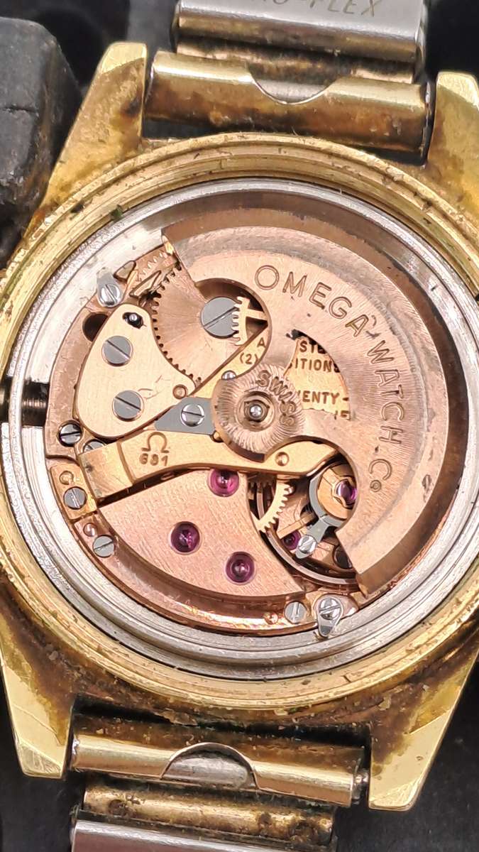 1963 Gold Plated Omega Geneve automatic Ladies watch -681 Movement - Not Working