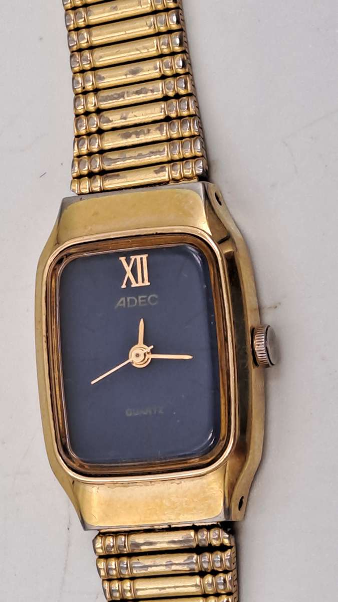 Pre-Owned Vintage ADEC 2038 By Citizen Ladies Quartz Watch -working