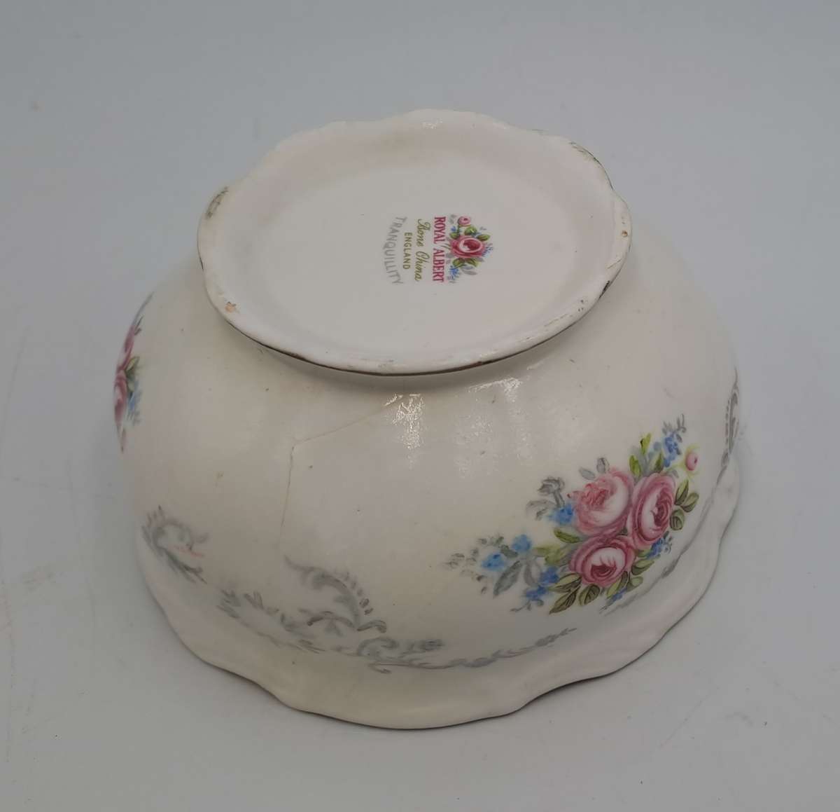 Vintage Royal Albert Tea TRANQUILLITY Tea Sugar Bowl -(BADLY CRACKED AND REPAIRED)