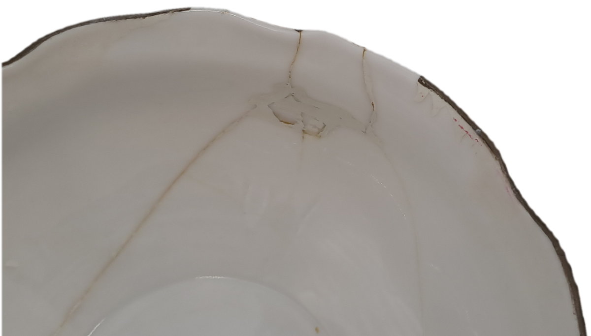 Vintage Royal Albert Tea TRANQUILLITY Tea Sugar Bowl -(BADLY CRACKED AND REPAIRED)