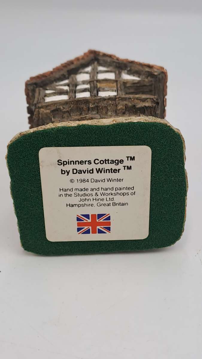 1984 David Winter Cottage Collection "Spinners Cottage" with Collectors HandBook.