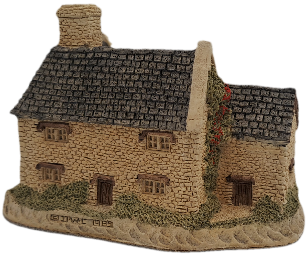 1985 David Winter Cottage Collection "Blackfriars Grange" Hand Made in Great Britain.