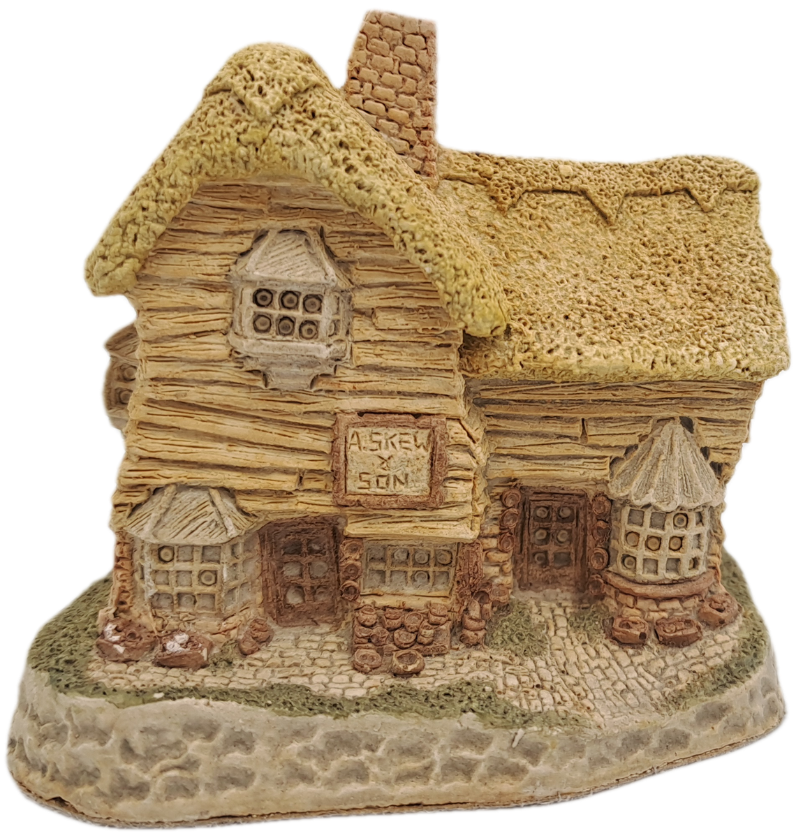 1982 David Winter Cottage Collection "The Village Shop" Hand Made in Great Britain.