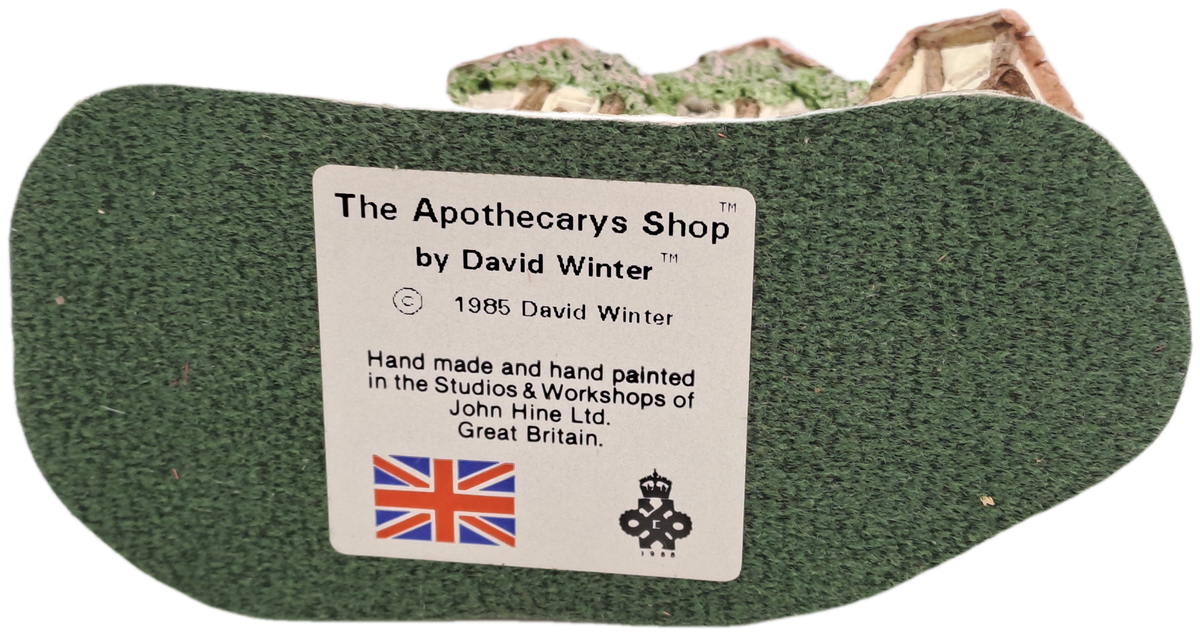 1985 David Winter Cottage Collection"The Apothecarys Shop" Hand Made In Great Britain.
