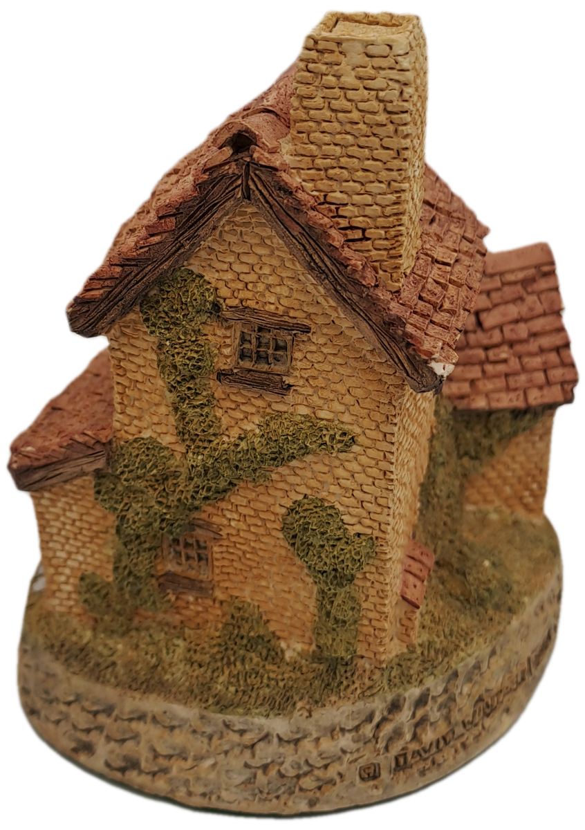1982 David Winter Cottage Collection "Ivy Cottage" Hand Made In Great Britain