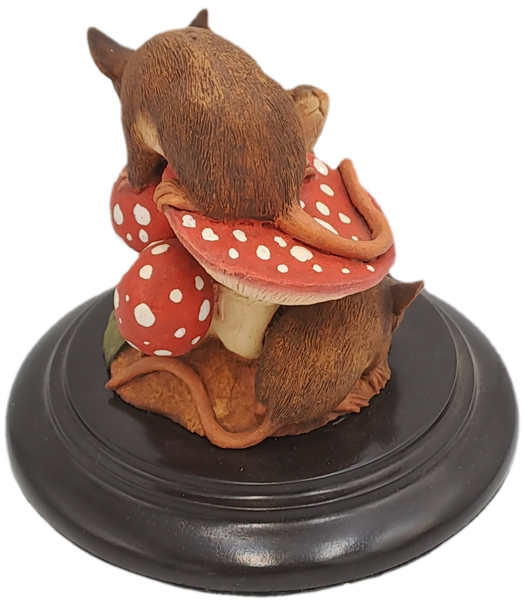 Limited Edition No 600 of 5000 Feathers Wildlife Mice Figurine Hand Crafted Knysna
