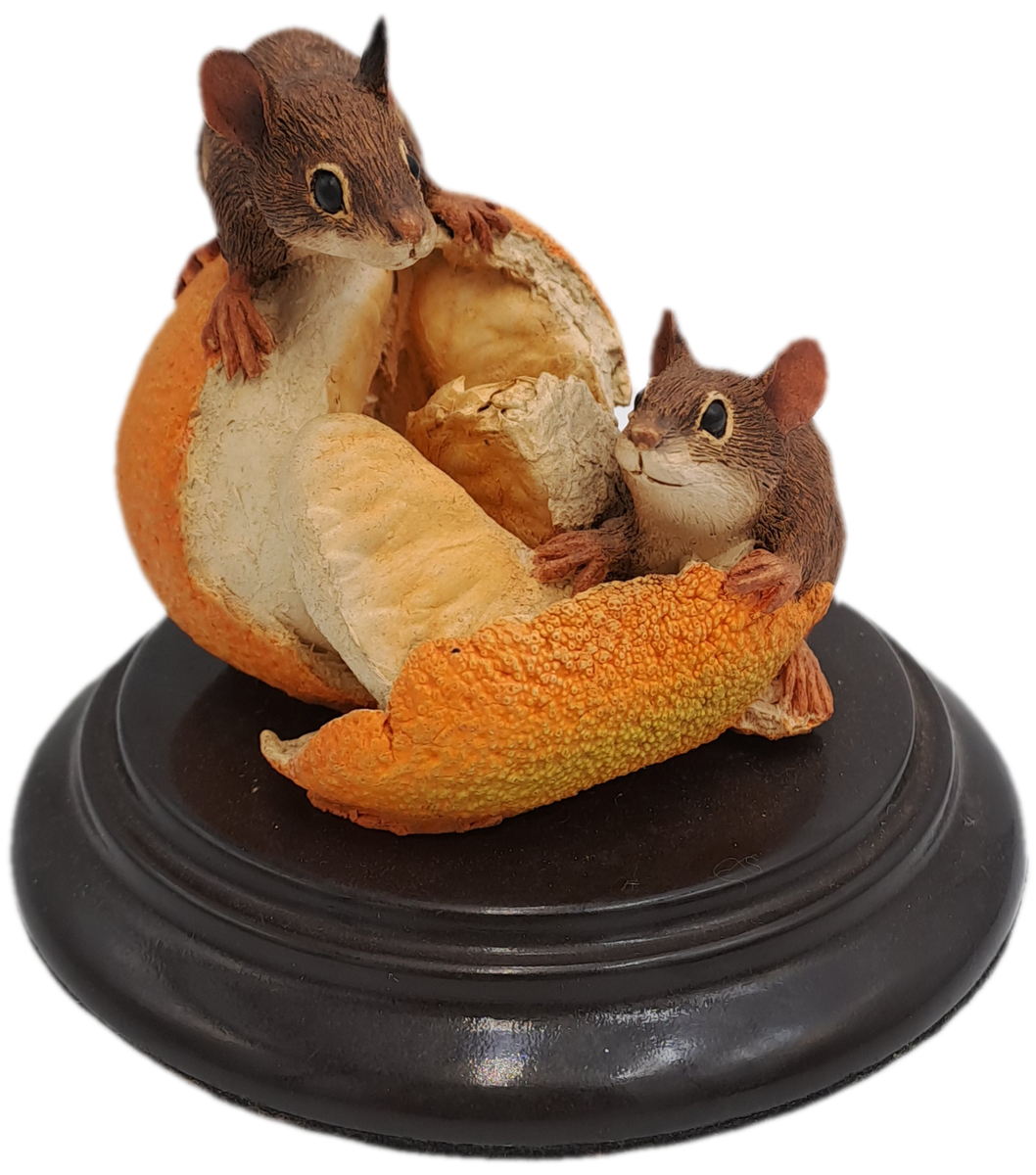 Limited Edition No 1444 of 5000 Feathers Wildlife Mice Figurine Hand Crafted Knysna