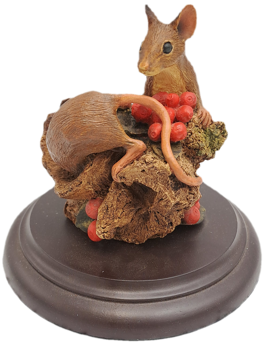 Limited Edition No 1552 of 5000 Feathers Wildlife Mice Figurine Hand Crafted Knysna