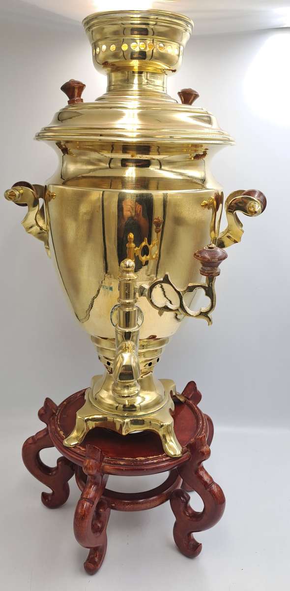 Large Russian Samovar 55cm Tall Brass with wooden Handles and Knobbs on Wooden Stand.