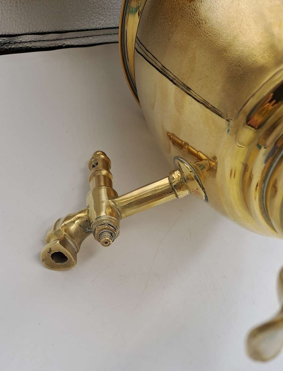 Large Russian Samovar 55cm Tall Brass with wooden Handles and Knobbs on Wooden Stand.