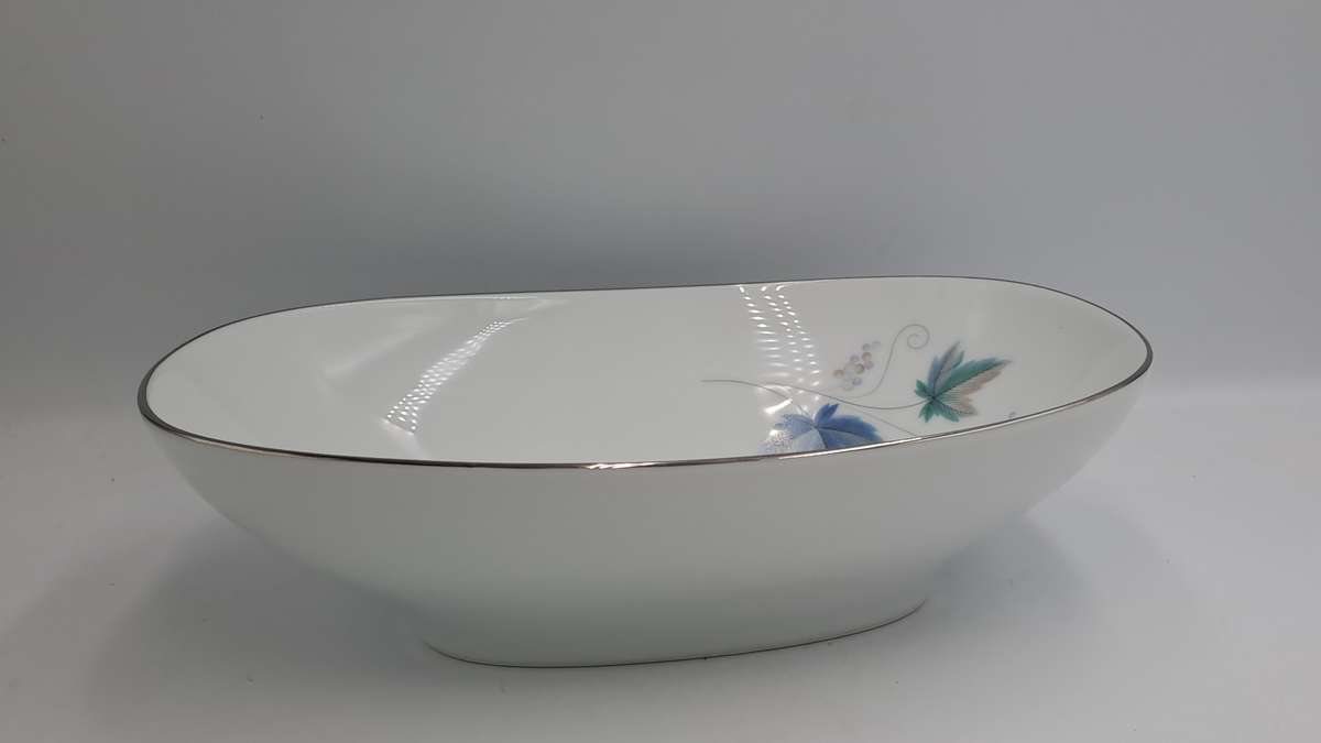Rare!! 1950's Noritake "Vintage" 618 Royal Ceramic's -Serving Bowl-  Made in JAPAN
