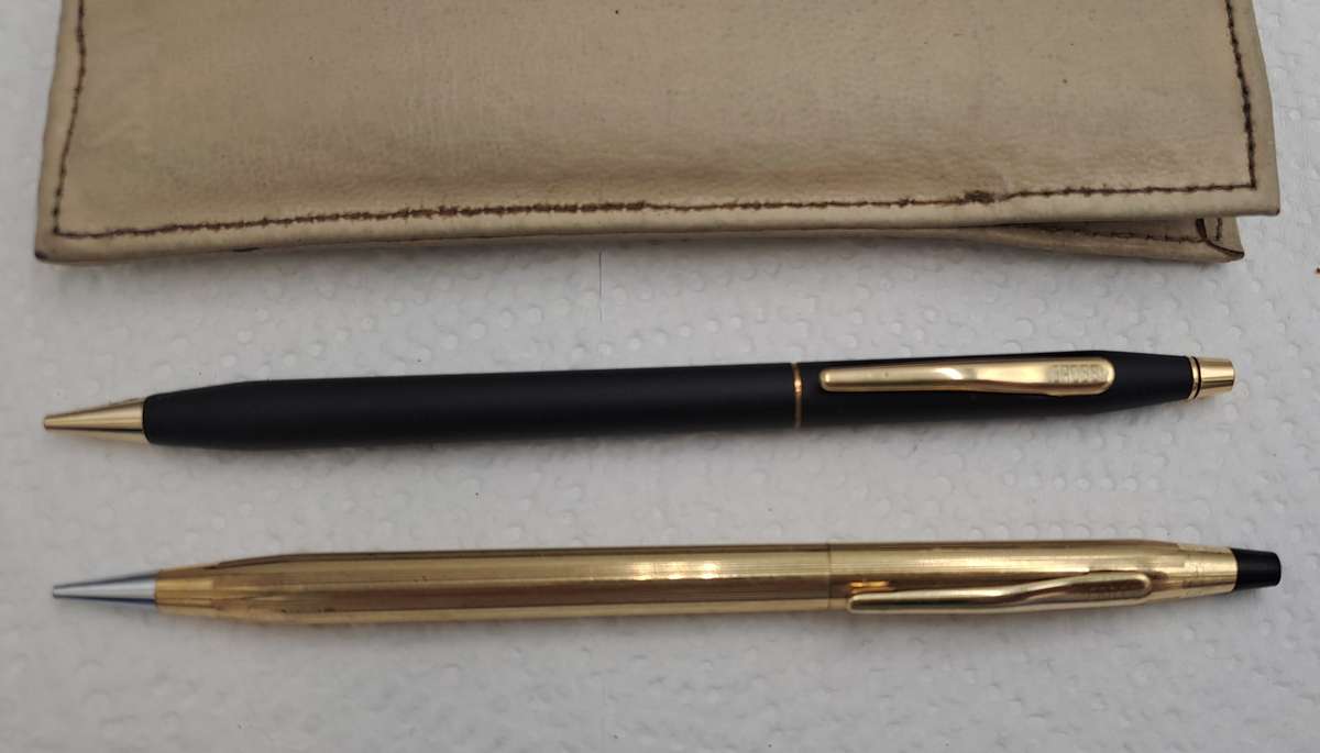 Pre-Owned 2 Machanical Cross Pencils in Leather Pouch - One is a 1/20 12kt Gold Filled Pencil