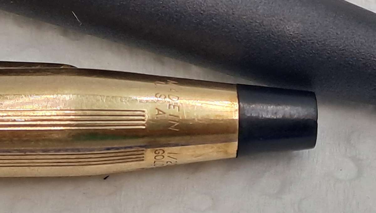 Pre-Owned 2 Machanical Cross Pencils in Leather Pouch - One is a 1/20 12kt Gold Filled Pencil