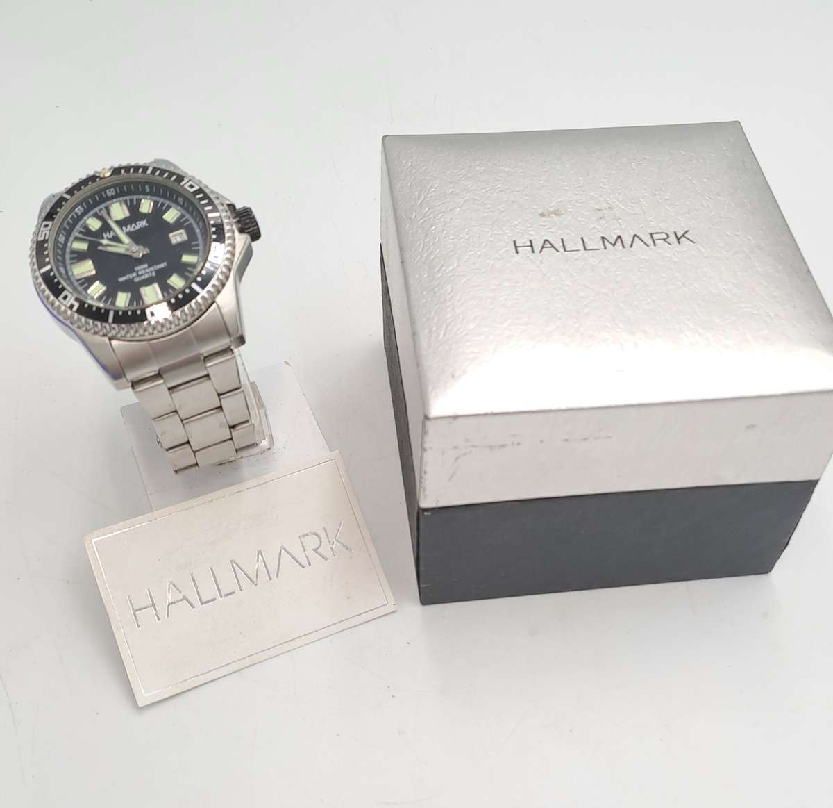 Pre-Owned Men's Hallmark HF794B Quartz 10ATM Japan Movement watch-Boxed