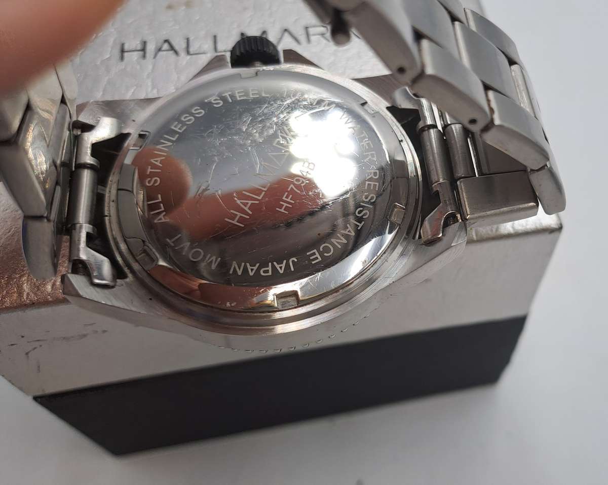 Pre-Owned Men's Hallmark HF794B Quartz 10ATM Japan Movement watch-Boxed