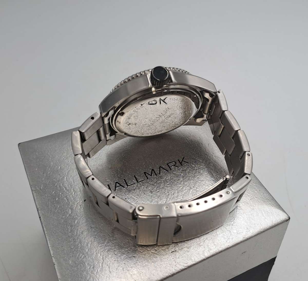 Pre-Owned Men's Hallmark HF794B Quartz 10ATM Japan Movement watch-Boxed