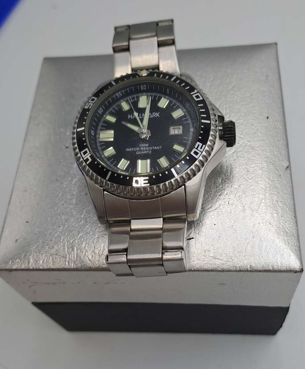 Pre-Owned Men's Hallmark HF794B Quartz 10ATM Japan Movement watch-Boxed