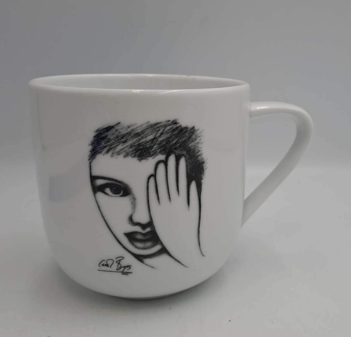 Carrol Boyes "Eye for Detail" Designer Porcelain Mug -Capacity: 340ml