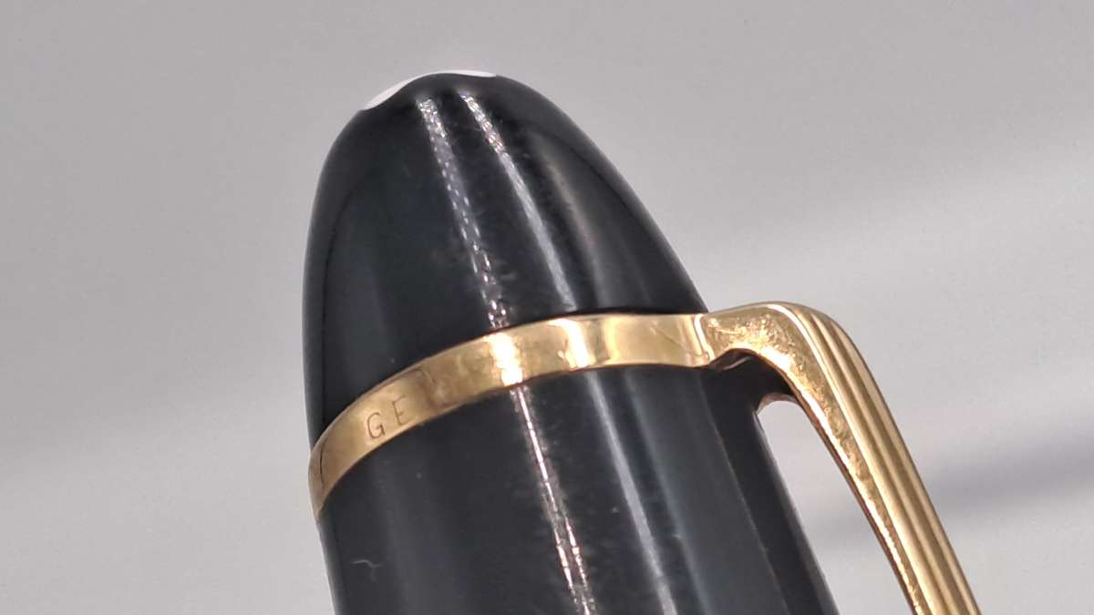 Pre-Owned  Mont Blanc Meisterstuck roller ball pen in- serial #MiLL046 Germany - Need new refill