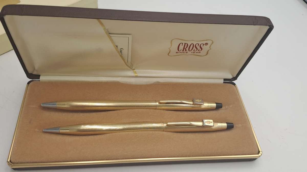 Pre-Owned  1/20 12 Gold Filled Cross Pen and Pencil set in Box with sleeve-Chevrolet Logo on Clip