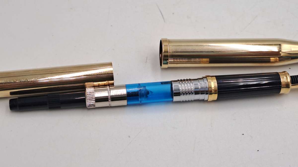 Pre-Owned 10kt Rolled Gold GROSS Fountain Pen with 18kt Gold Nip -Boxed